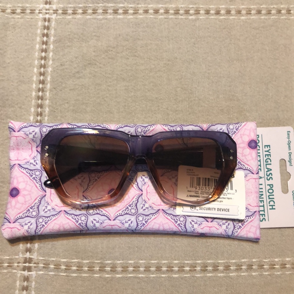 NWT sunglasses w/ pouch